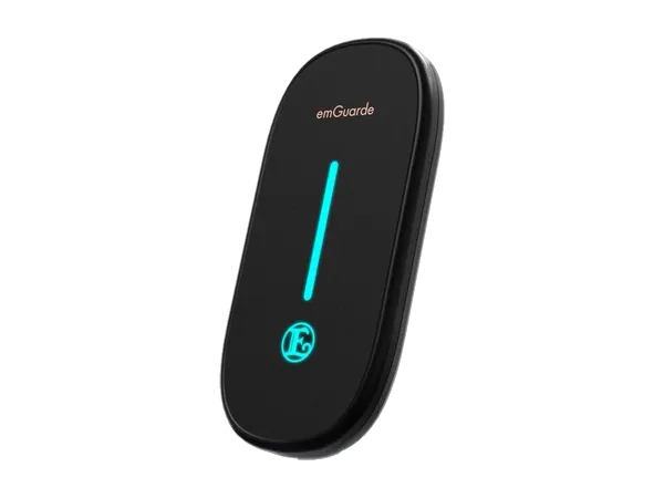 emGuarde Go standing